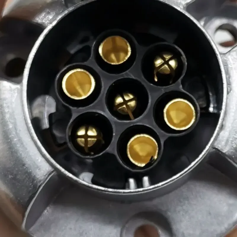 7-Pin Connector Trailer Socket Aluminium Alloy Towing 12V Round Adapter for Truck Socket Car Accessories trailer socket,trailer plug socket