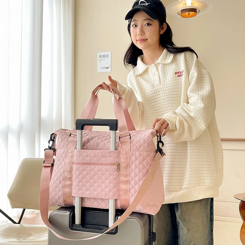 Popular travel tote bag Multifunctional Nylon Fabric Leisure zipper convenient Fitness for women weekend duffle bag