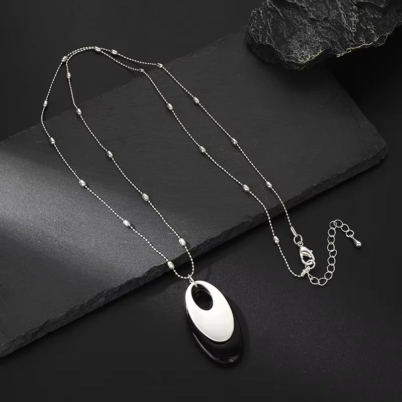 Women's Vintage Floral Pendant Necklace - Unique Gothic Costume Jewelry Accessory