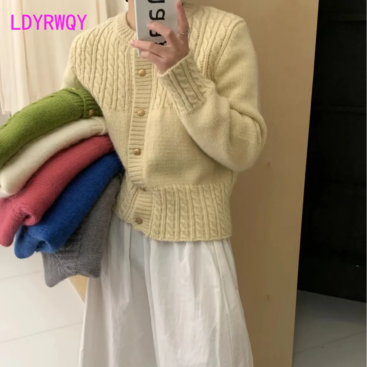 

Карамельных цветов, короткий вязаный кардиган для женщин, осень и зима, новое плотное пальто с круглым вырезом