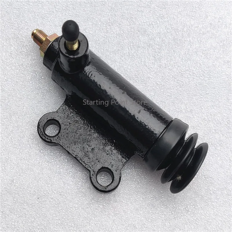 Suitable for Dongfeng pointed car 140 violet 153 Dolica clutch booster pump