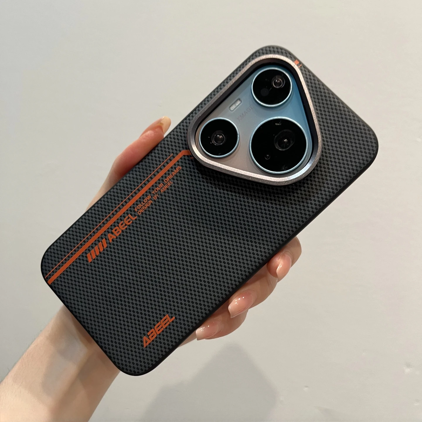 Luxury Magnetic Metal Lens Frame Anti-Fall Cover
