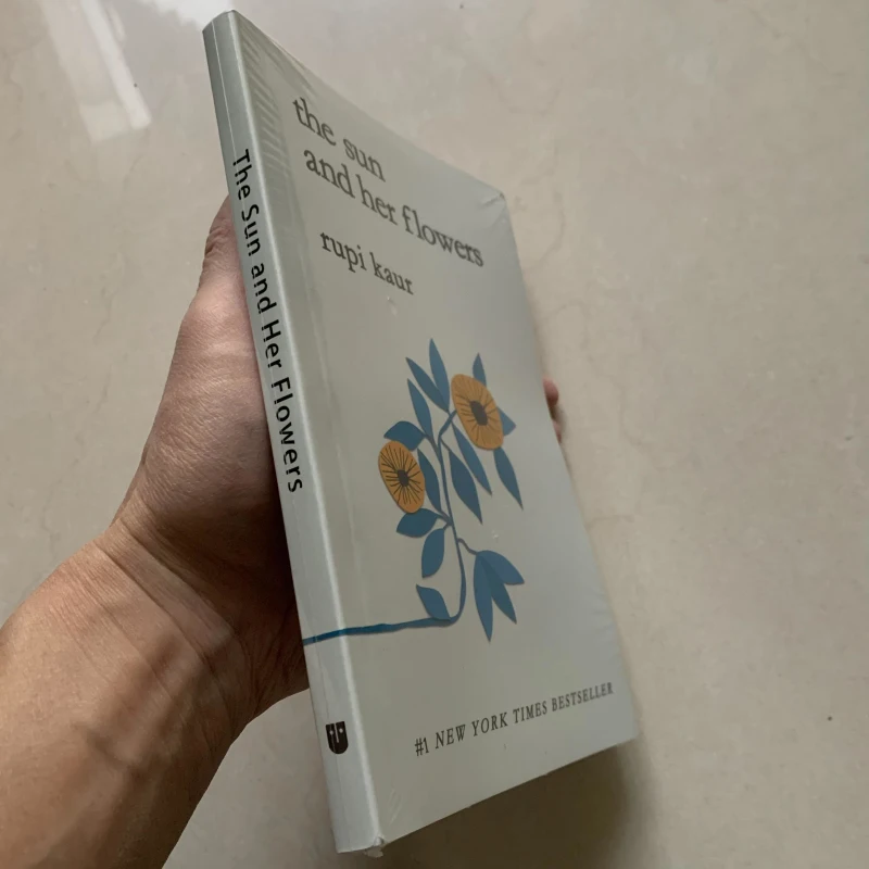 Rupi Kaur Le Soleil et ses Fleurs Livre Anglais, Un Roman Broché -  AliExpress