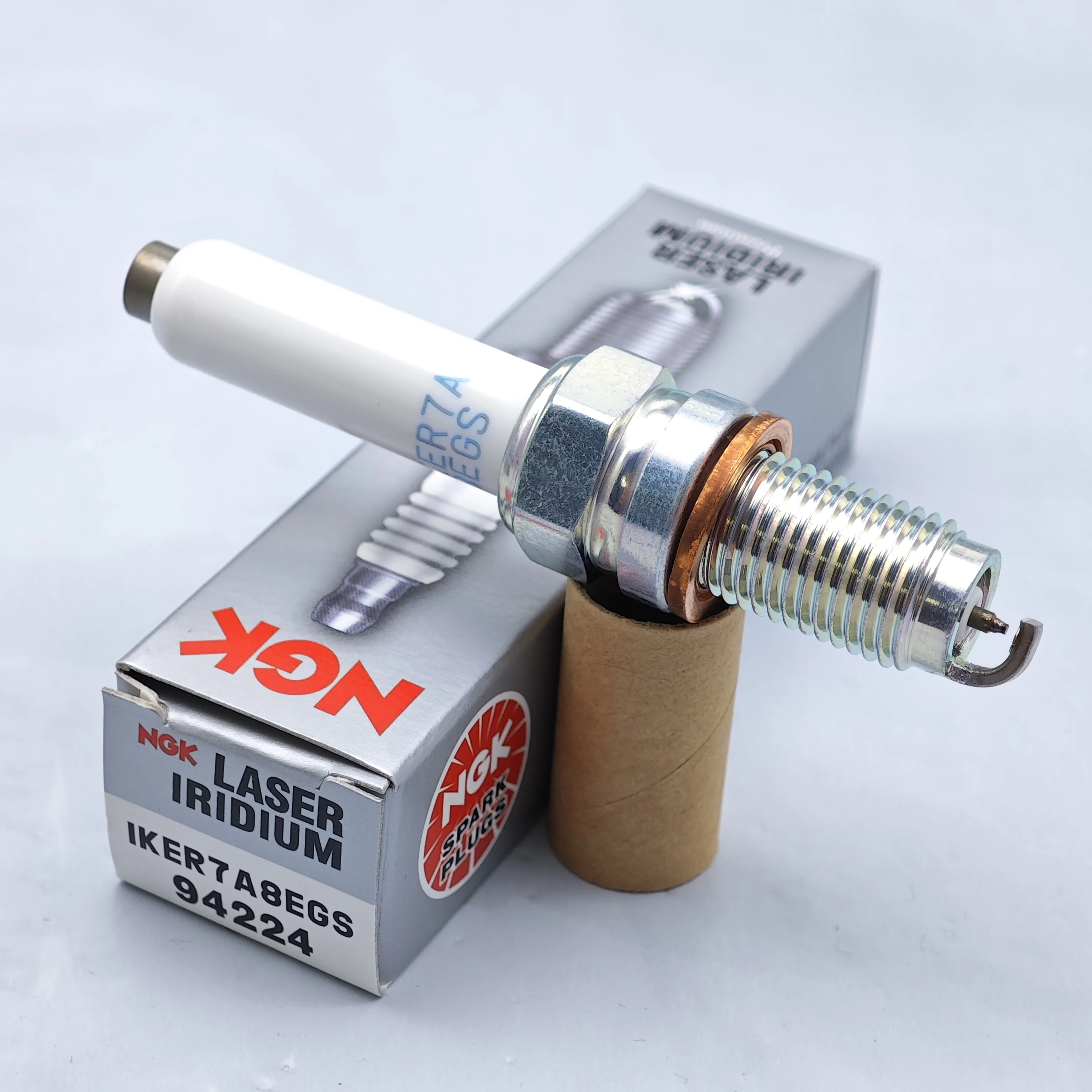 4pcs 04E905602D NGK Laser Iridium Spark Plug IKER7A8EGS 94224