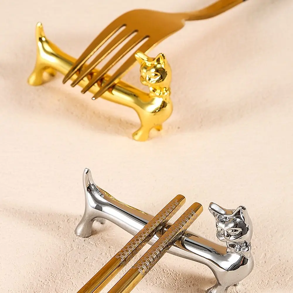1Pcs Durable Cat Design Chopstick Holder Zinc Alloy Metal Tableware Stand Chopsticks Rack Art Craft Table Decoration