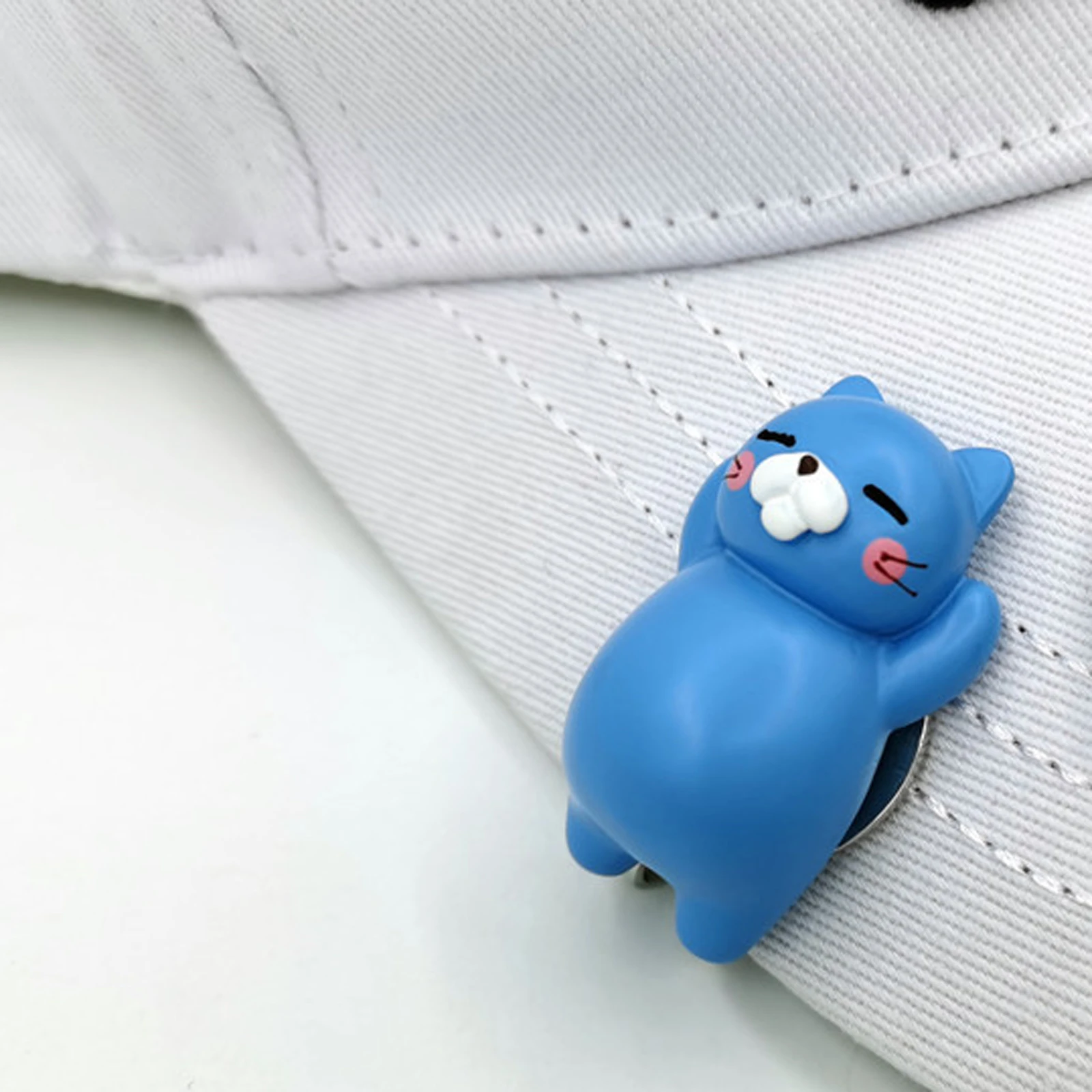 Golf Ball Marker Golf Ball Mark Tool Attach to Caps Visor Funny Cap Clamp Metal Cute Kitten Lightweight with Hat Clip
