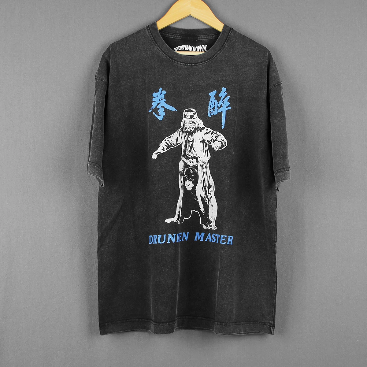 ジャッキーチェン tシャツ 公式：公式ライセンスのジャケットやTシャツ