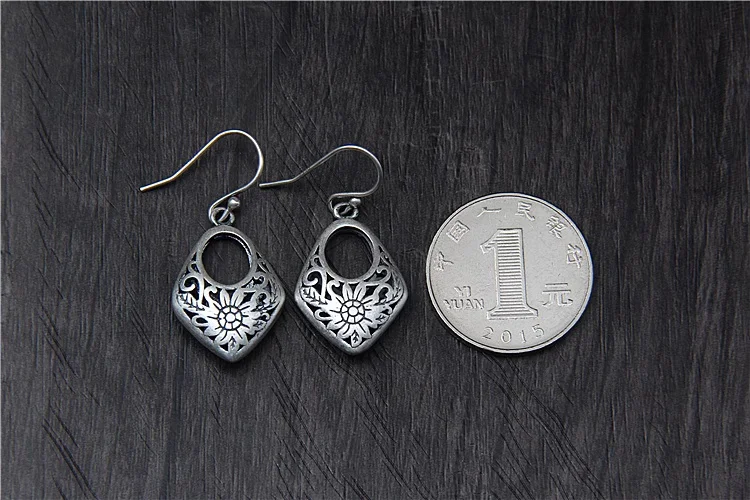 Silver Drop Earrings Sunflowers Pattern