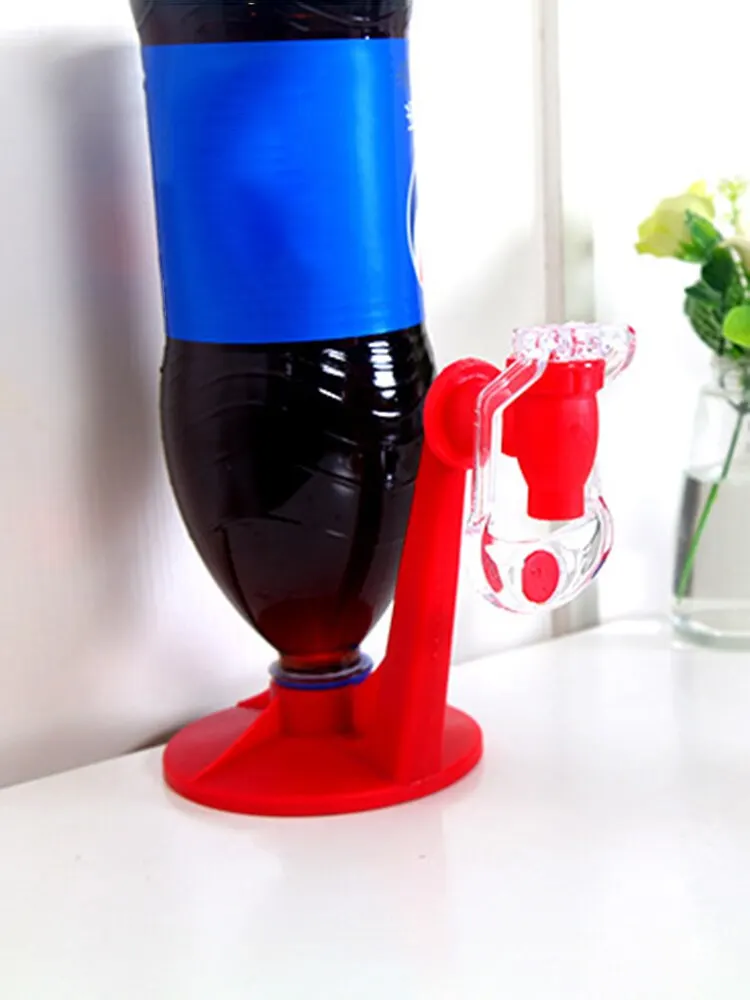Creative Manual Pressurized Carbonated Beverage Drinker Portable Soda Water