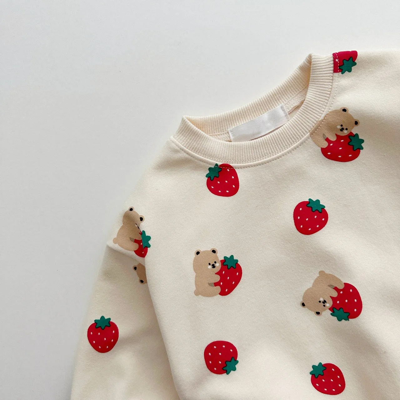 Spring & Autumn Cute Set Baby Girls Fashion Strawberries Pullover Tops + Cotton Sweatpants Boys 2pcs Suit High Quality Tracksuit 4