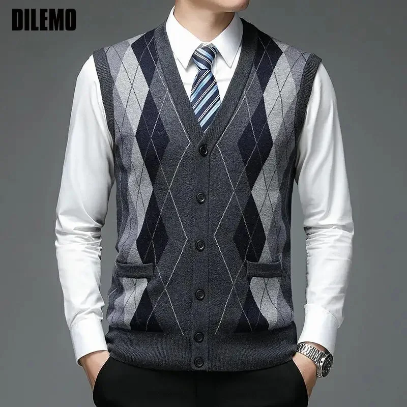 

New Autum Fashion Brand Argyle Cardigan Sweater Deep V Neck Knit Vest Trendy 6% Wool Diamond Sleeveless Casual Men Clothing