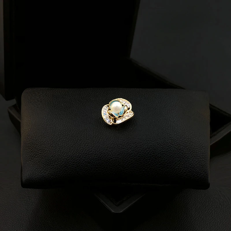 Mini Exquisite Small Blue Flower Brooch Women Corsage Unique Design Suit Collar Pin Anti-Exposure Buckle Accessory Jewelry 5551