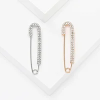 Trendy Rhinestone Five Pointed Star Brooches for Women Unisex Pearl Flower Pins Office Party Friend Gifts Jewelry Accessories 4