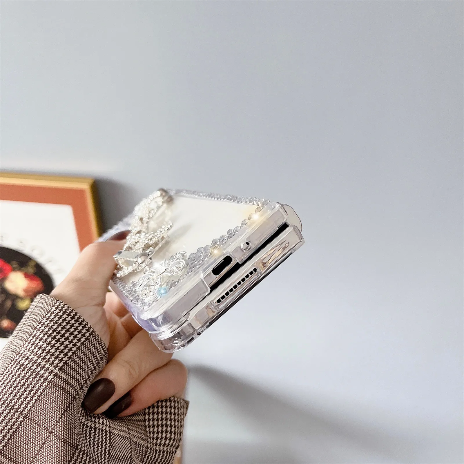 „Samsung Galaxy Z Fold 4 3 2“ dėklas moterims, prabangus rankų darbo blizgantis perlų dirželio grandinėlės deimantinis blizgučių dėklas „Z Fold 5 6“._voghion.com