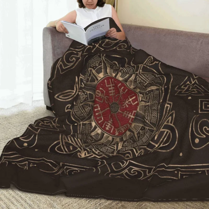 

Vegvisir Viking Compass Ornament Blanket Fleece Norse Runes Portable Lightweight Throw Blankets for Bed Bedroom Bedding Throws