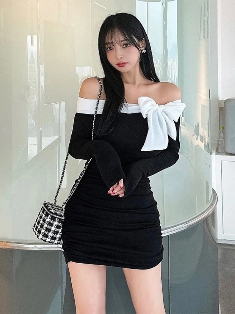 

Slash Neck Folds Mini Dress For Women Clothing Slim Sexy Streetwear Long Sleeve Vestidos Elegantes Para Mujer High Waist Outfits