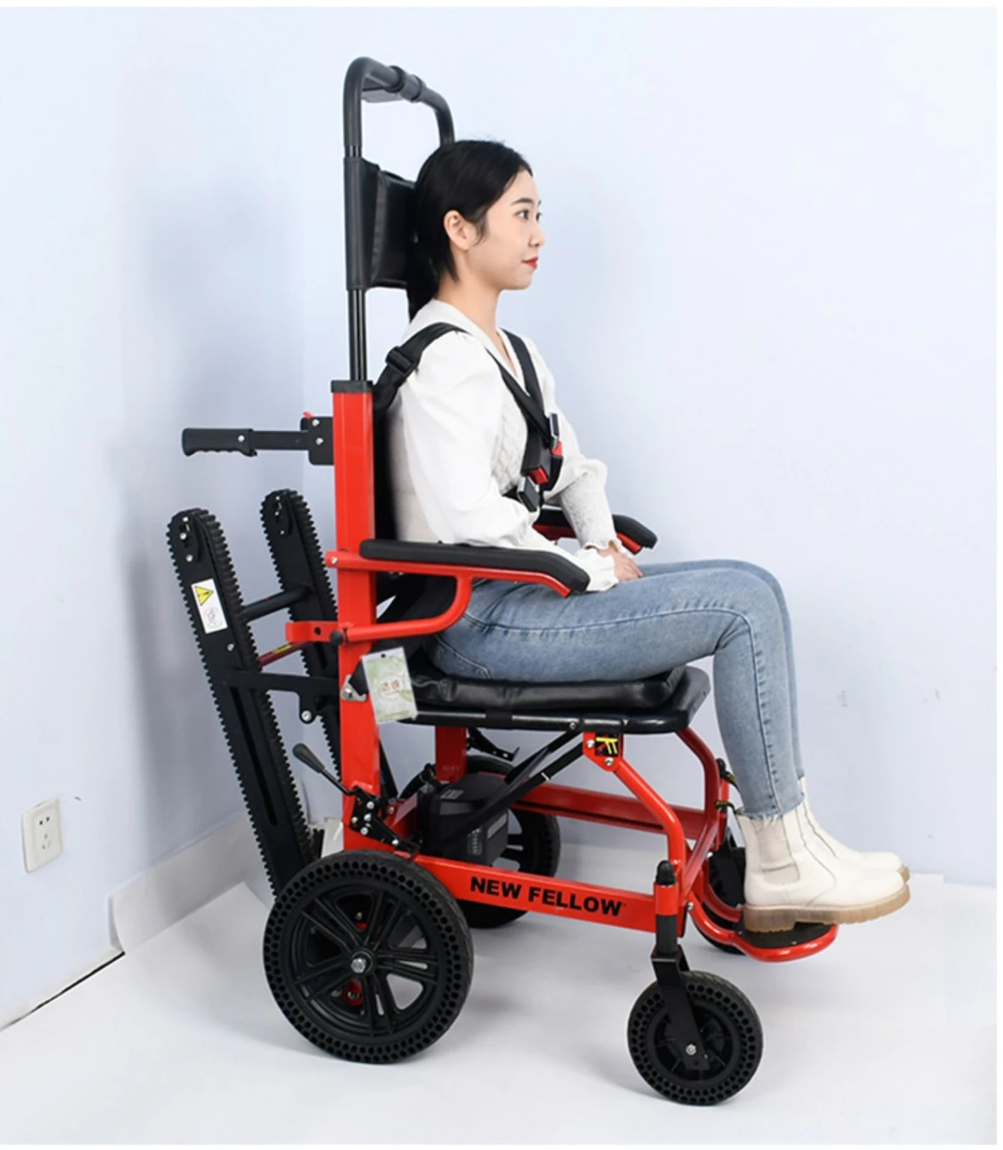 Electricwheelchairintelligentupstairsanddownstairsautomatic