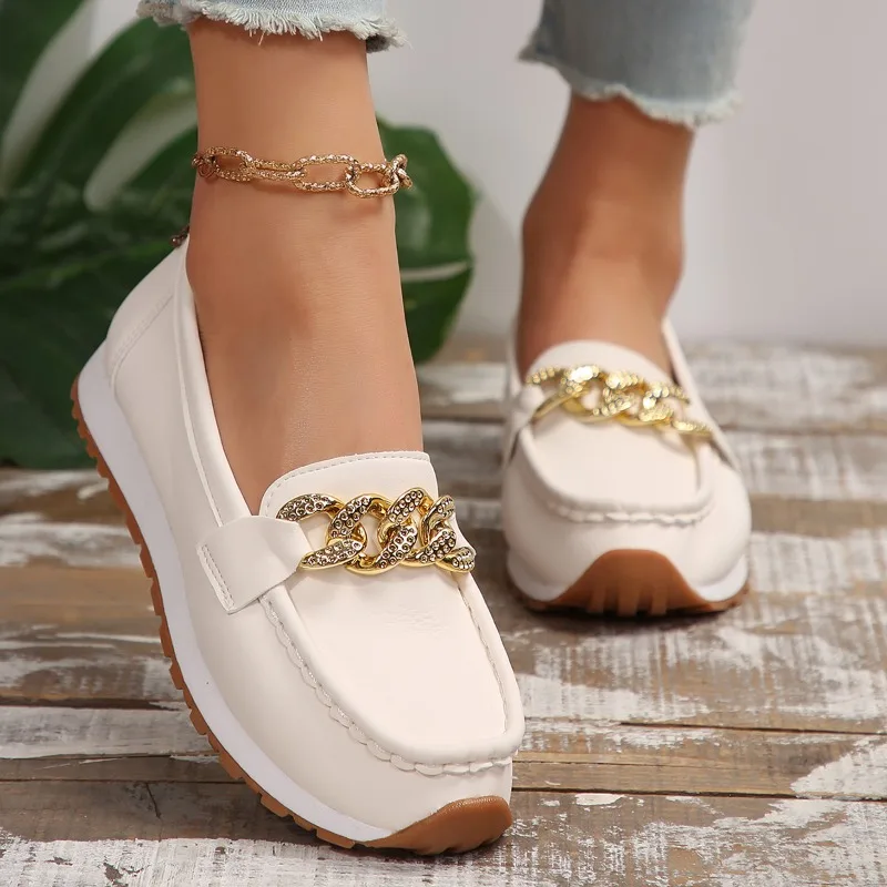 

2024Women's Summer New Fashion Metal Chain Designer Thick Sole Anti-Slip Vulcanized Shoes Daily Casual Shopping Walking Sneakers