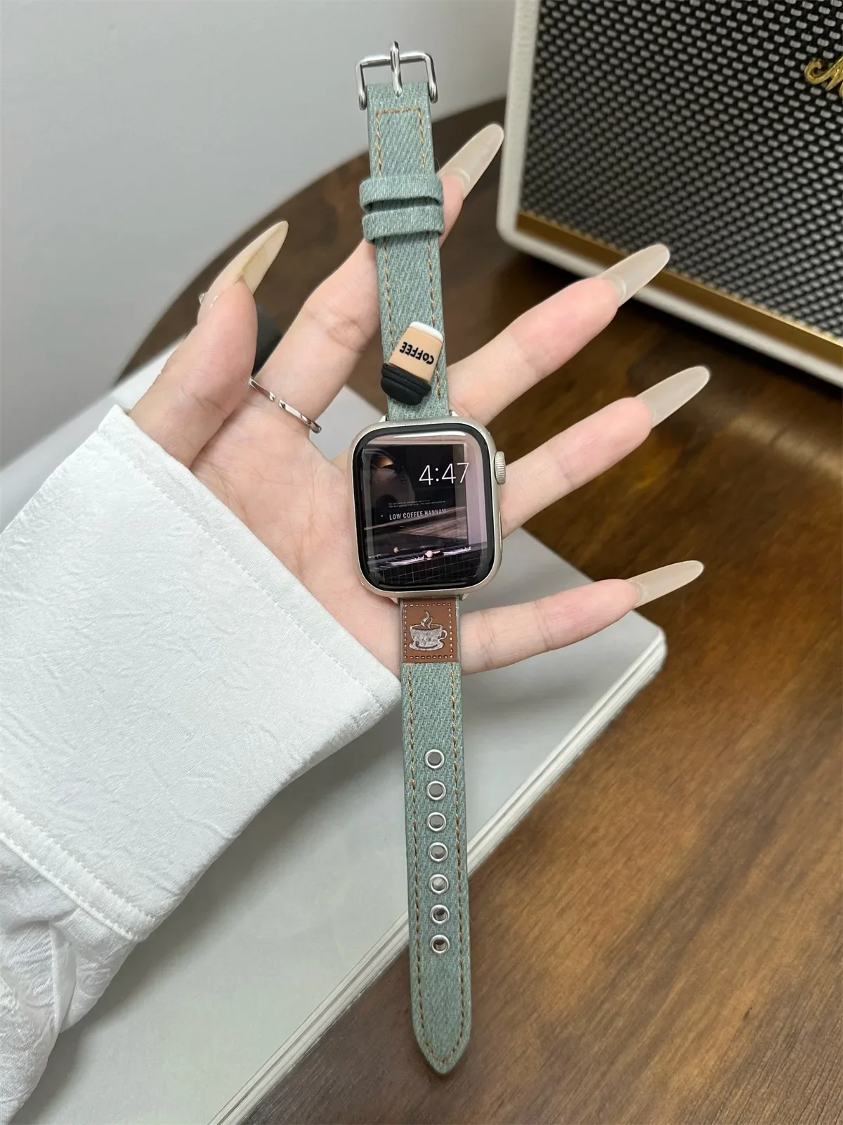 Bracelet de montre pour iWatch 42/44/45/46/49 mm 38/40/41 mm Bracelet de montre tendance en cuir PU pour montres de la série Ultra2 Série 10/9/8/7/6/5/4/3/2/1_voghion.com