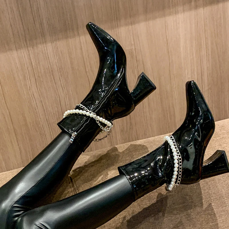 

Luxury Chunky High Heel Square Toe Pearl Chain Boots Ladies Black Patent Leather Knee High Motrocycle Boots Stylish Women Shoes