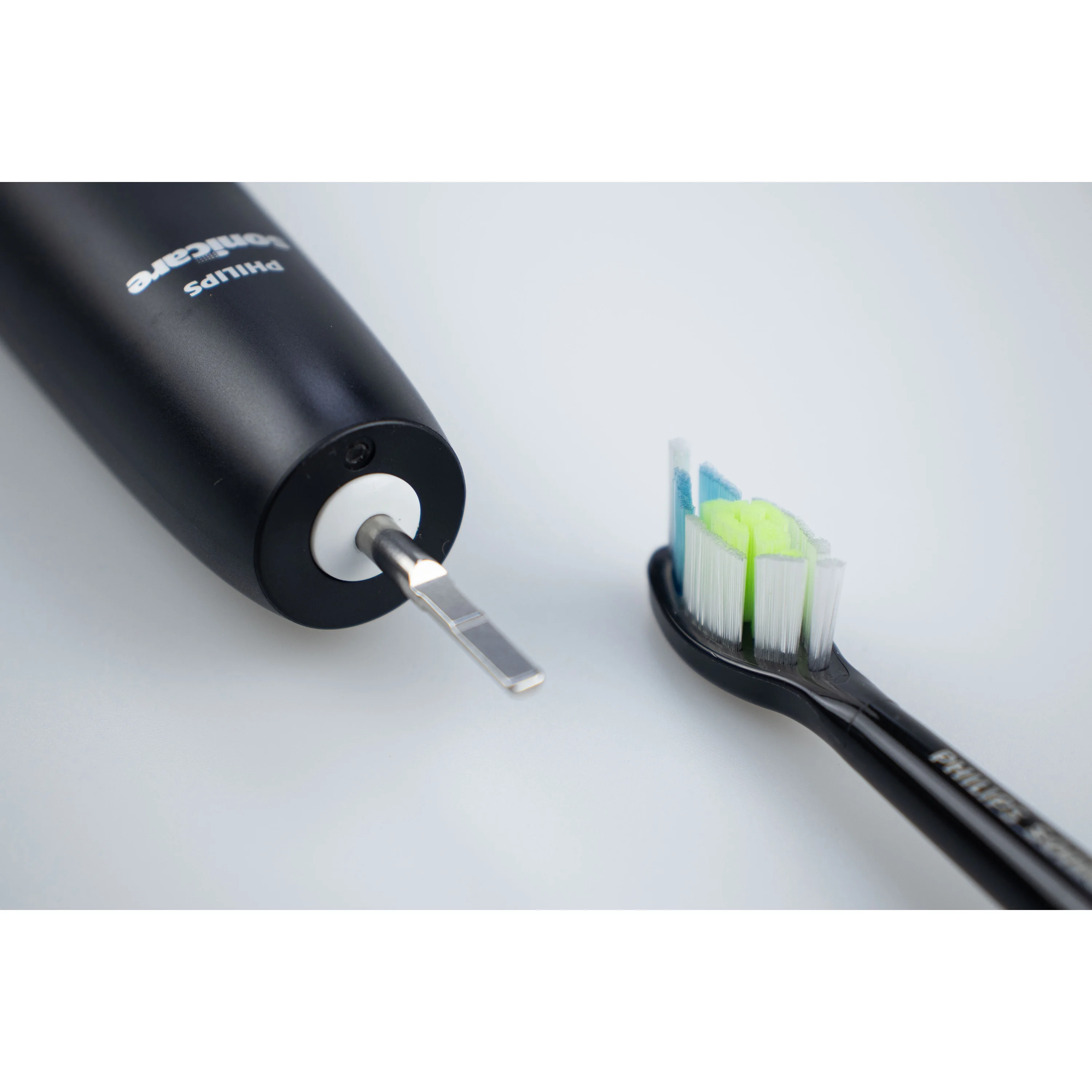 Philips Sonicare 6100 HX6870 Rechargeable Electric Power Toothbrush Replacement head, Black