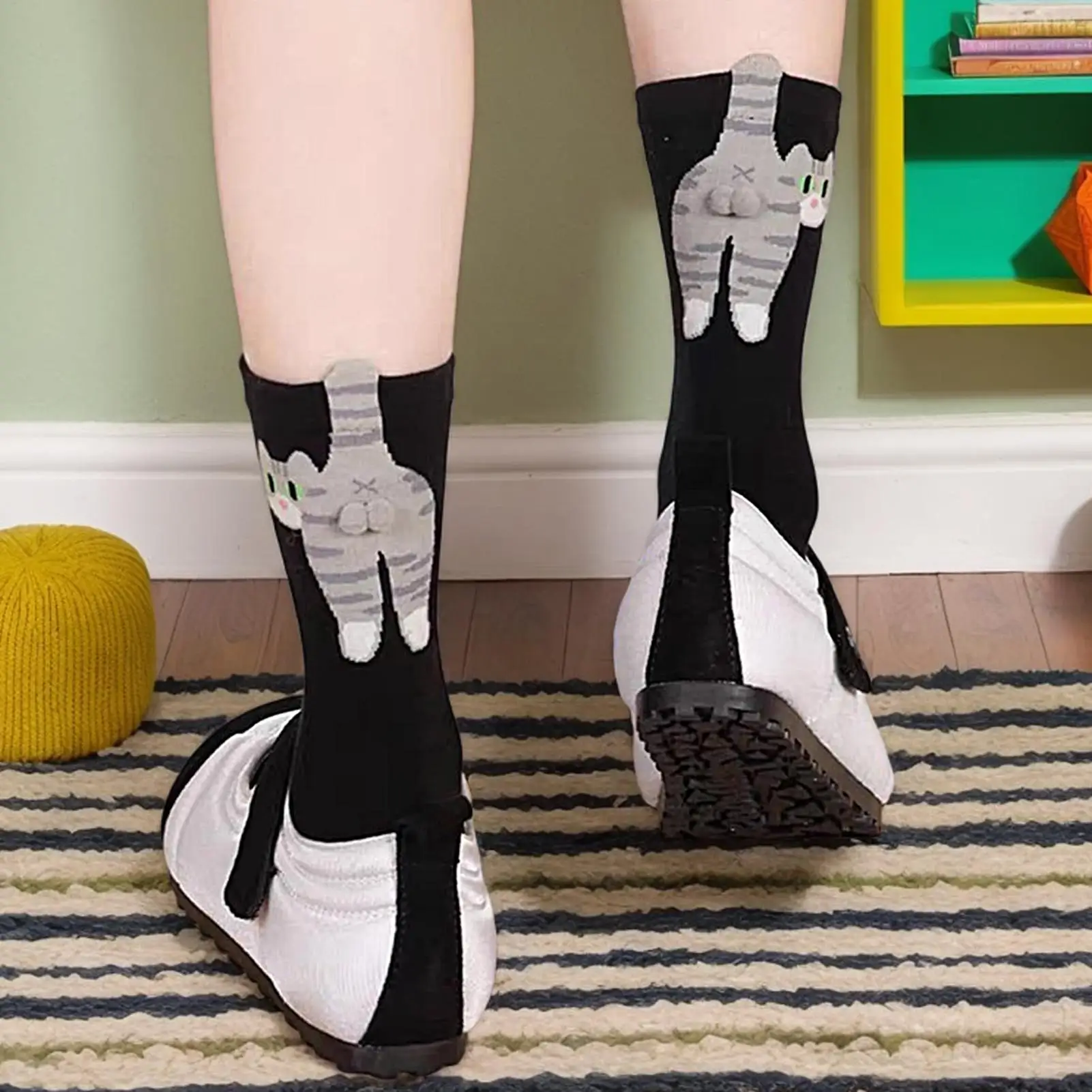 Cat Lover Socks Funny Cat Crew Socks With Balls Women's Fashion Cartoon Socks Lovely Cat Crew Socks  For Ladies female