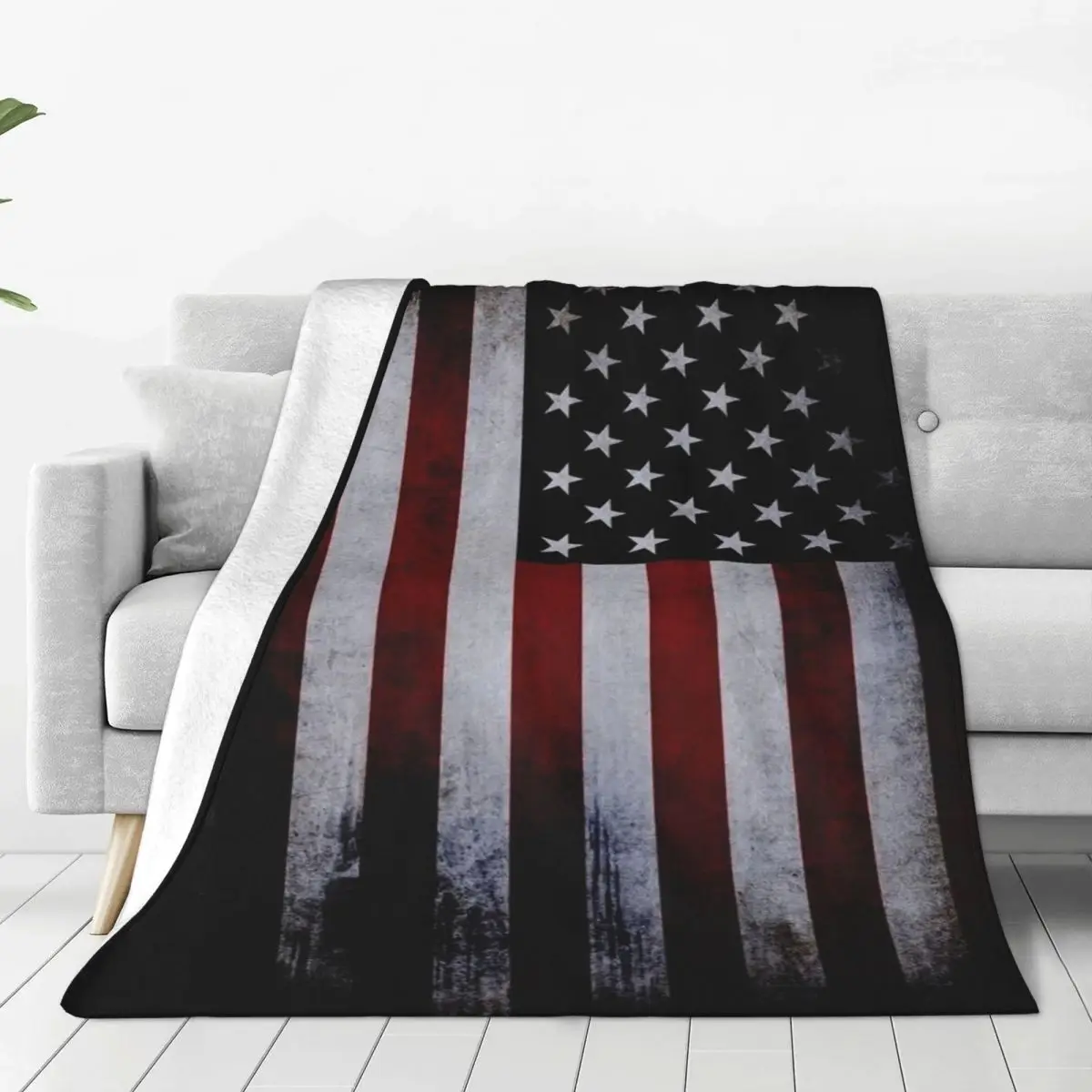 

Camo American Flag Blanket Sofa Cover Flannel All Season Plaid Lightweight Thin Throw Blanket for Home Outdoor Plush Thin Quilt