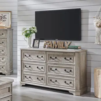 Rustic Chest of Drawers 1