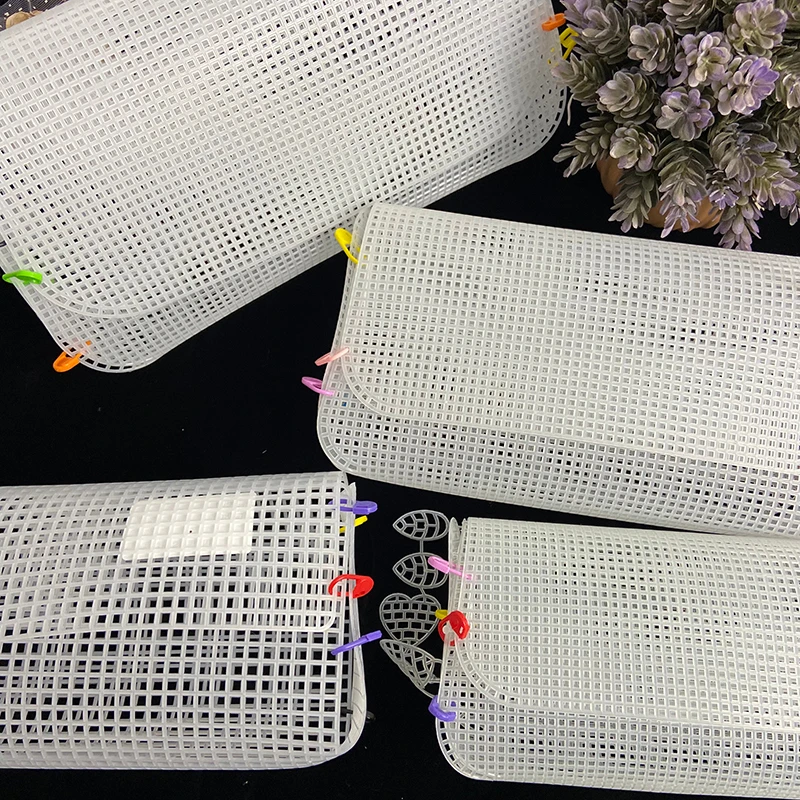 Description Picture 5 of itemNUBECOM Plastic Mesh Cloth For Bag Making Latch Hook Bags Made Handcraft Bags Weaving Material Plastic Grid Hook DIY Accessories