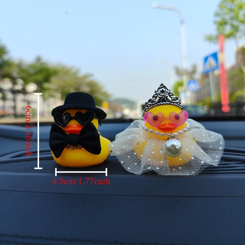 Decorazione auto Sposa Sposo Anatra di gomma Matrimonio Anatra di gomma Matrimonio Mini coppia di anatre per cerimonia Regalo nuziale Souvenir - immagine 3