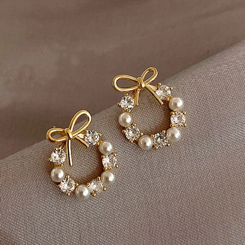 [LLOYD] 韓国☆10K Gold☆Pearl Ribbon Short Earrings Imitation Pearl Bow Knot Earrings | Imitation Pearl Wedding