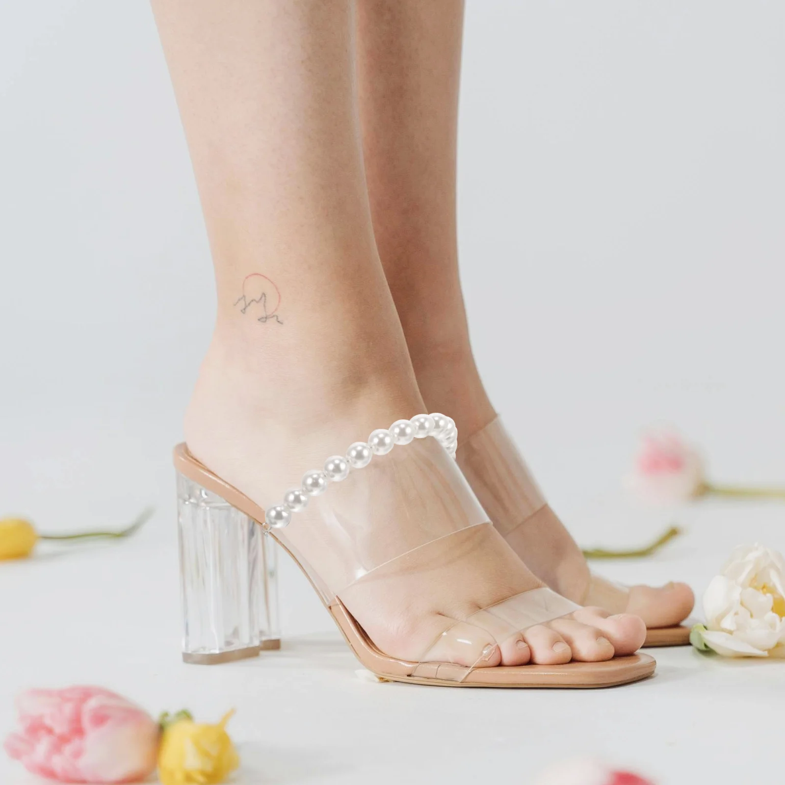 Рисунок 3 - женские ремешки на каблуках