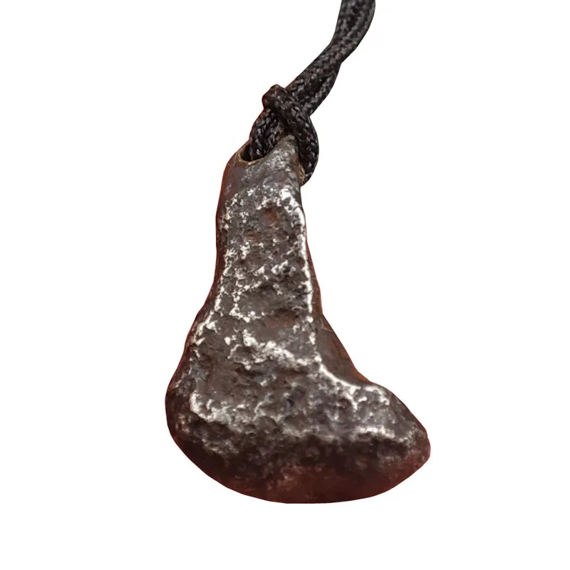 

Boutique 3.8g Russian Alin iron meteorite natural meteorite material pendant specimen size 17.8*12*7.2mm