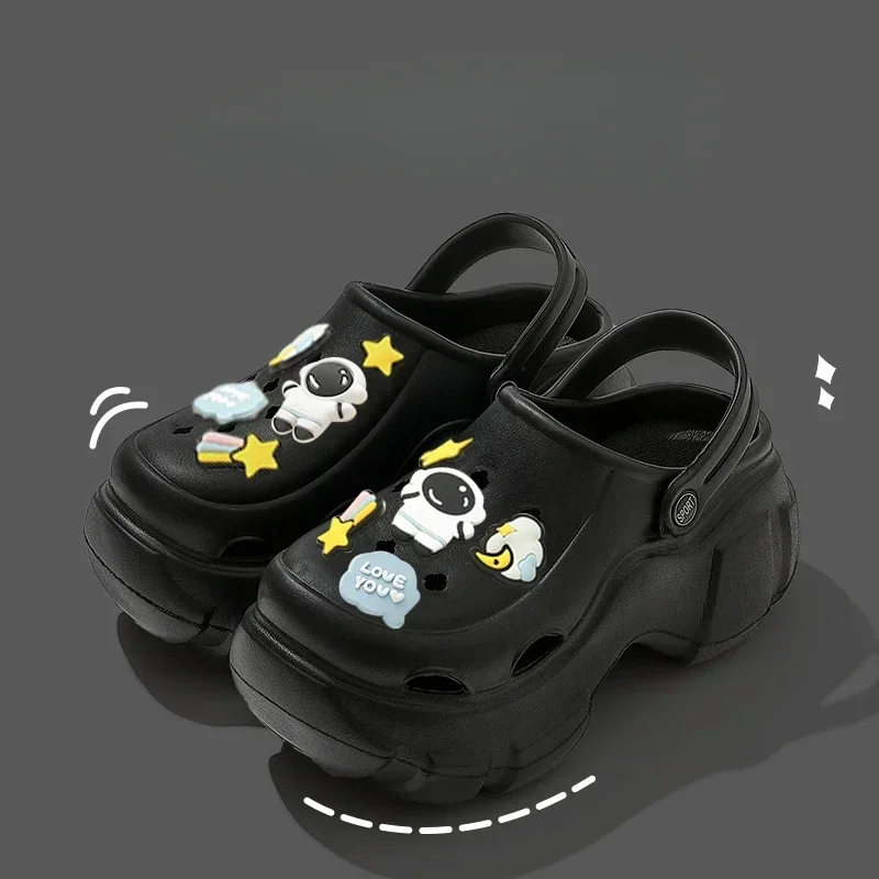 2024 New Sandal Slippers DIY Cute Cartoon Clogs Women Mules Summer Beach Sandals Cave Hole Female Garden Shoe For Students Girls