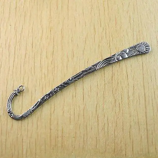 

2pcs 124mm antiqued silver-tone 2sided Crafted Bookmark h1009