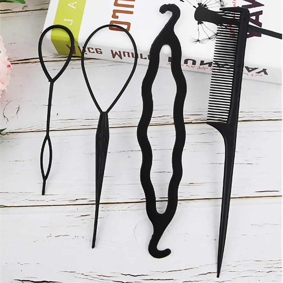 Four Pieces Plastic Pull Hair Needle Dish Hair Tools DIY Styling Accessories Sets Ponytail Maker