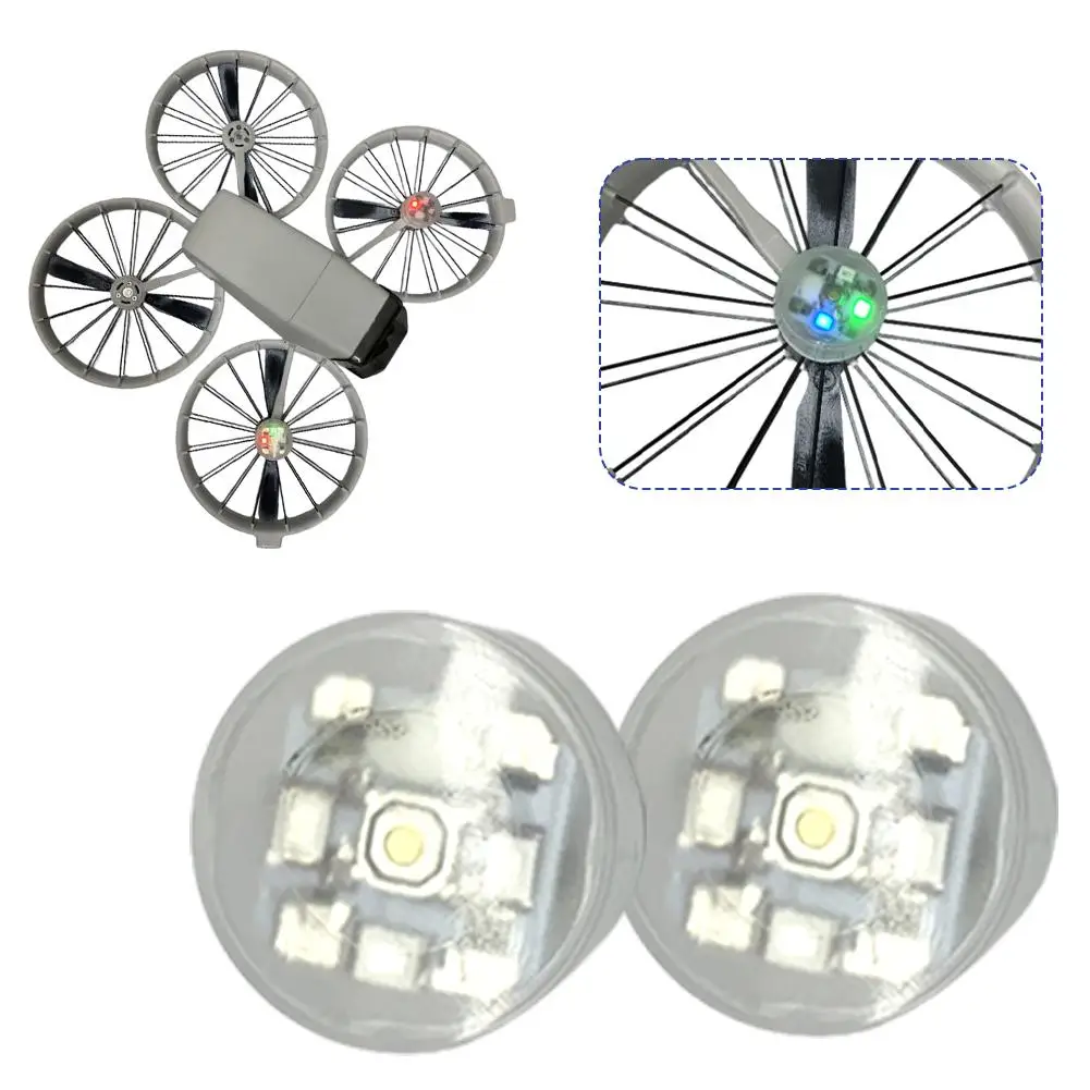 Drone DJI FLIP équipé de la lampe de sécurité LED, illuminant un paysage nocturne urbain.