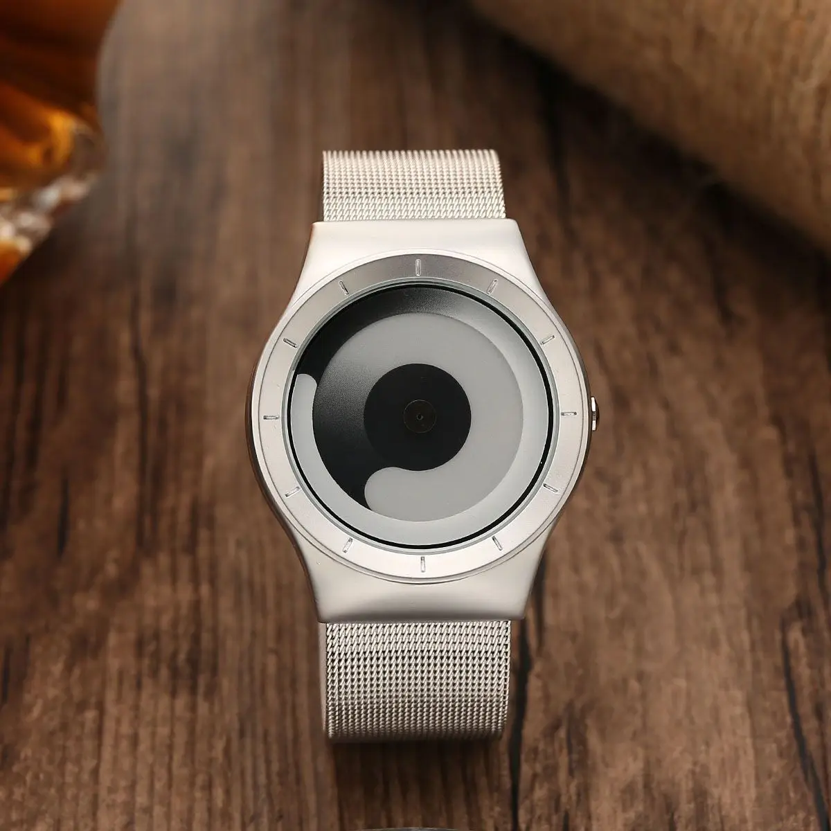 

Gorben Creative Color Rotating Dial Men's Watch Special No-Pointer Design Trend Versatile Men's Watch Gift Clock 2022 New QP017