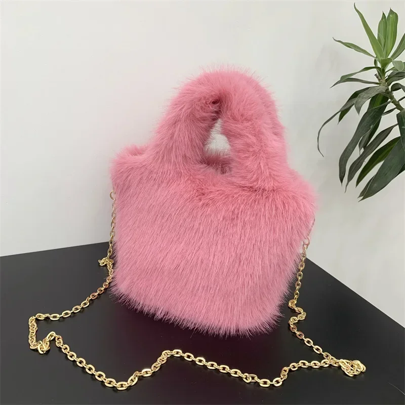 Chic Plush Chain Shoulder Bag - Women's Luxury Faux Fur Tote
