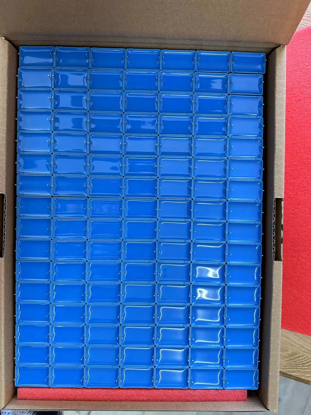 Film Capacitors 5.0UF 10% 1100V FILM CAP MKP BOXED B32774D0505K000