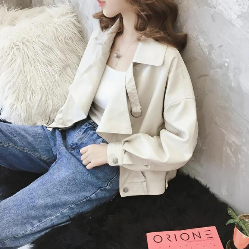 Spring Autumn Chic Short PU Motorcycle Leather Jacket Women Streetwear Bomber Jacket Lapel Button Casual Loose Jacket Outerwear