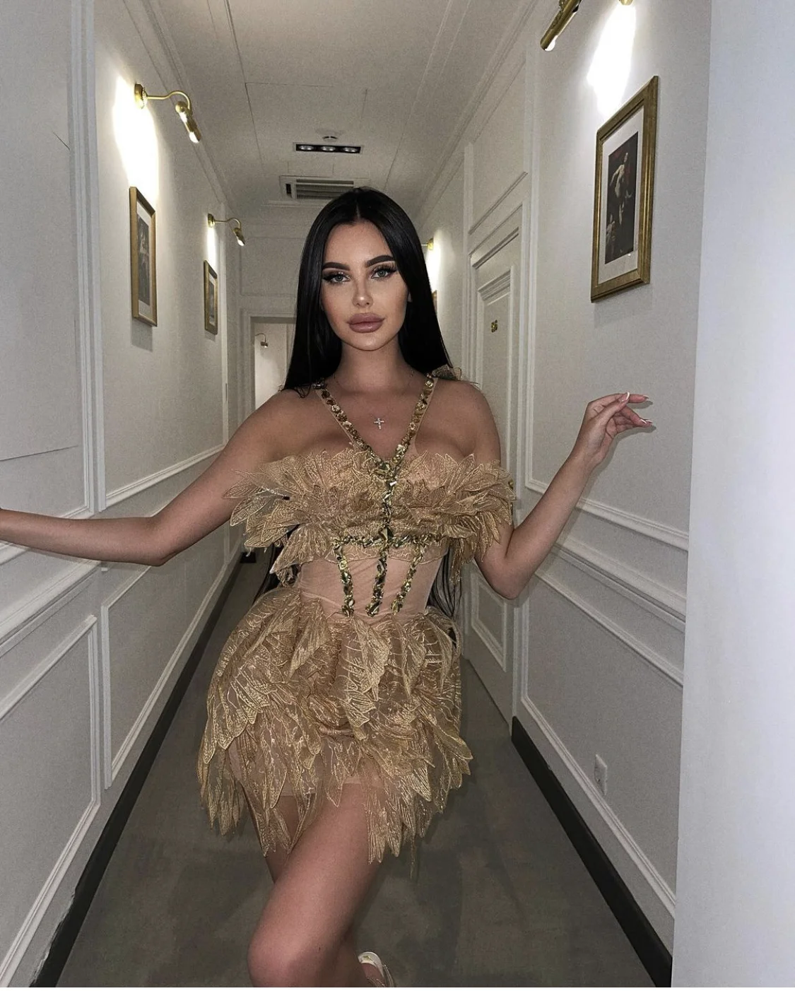 

Women's Sexy Mesh Wings Shining Water Diamond Mini Dress Empress Crossdressing Birthday Celebration Stage Performance Costume