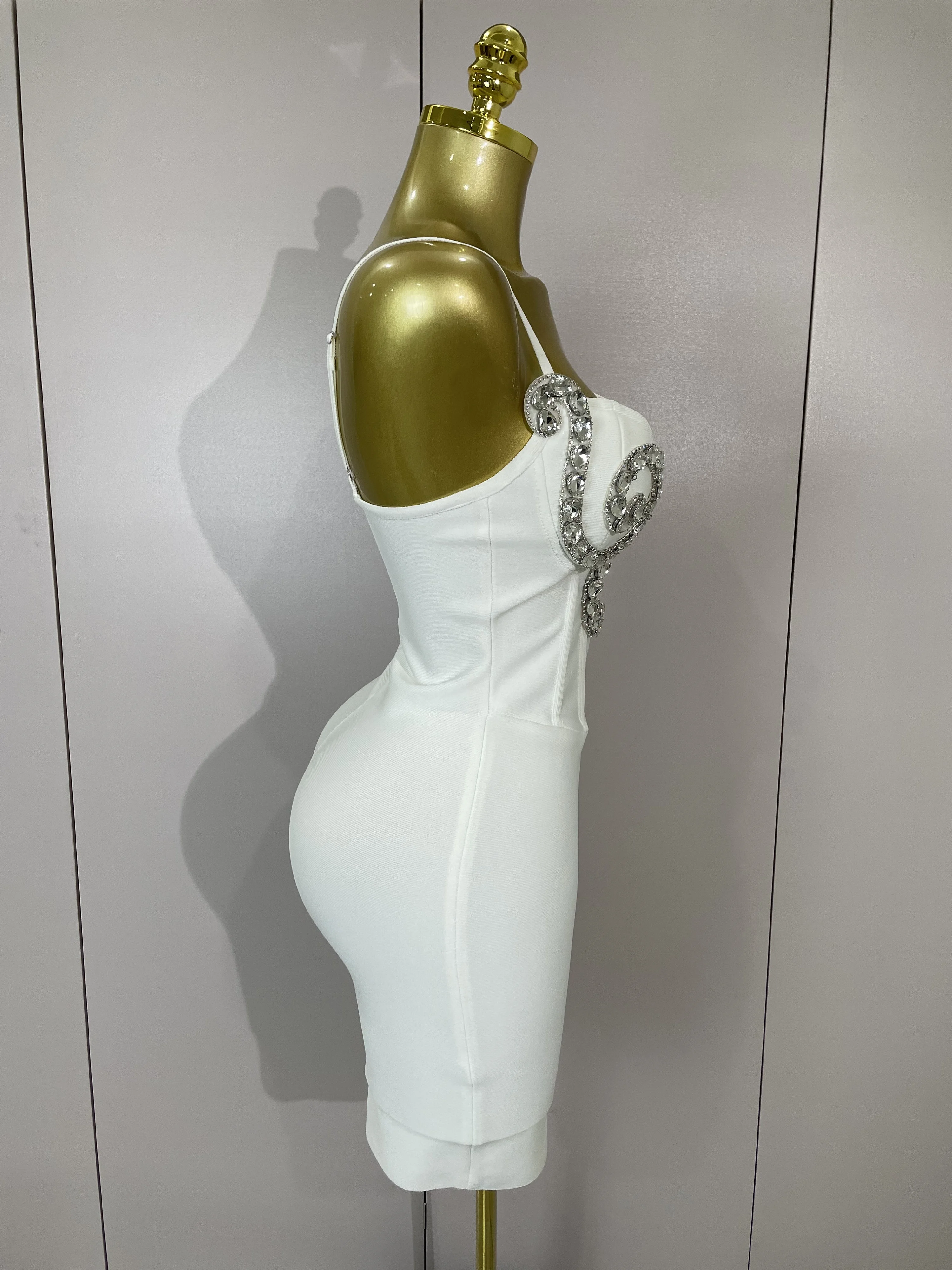 Sexy White Spaghetti Strap V Neck Crystal Sleeveless Bandage Dress Women  Elegant Evening Party Cocktail Luxury Birthday Gowns - AliExpress 200000345
