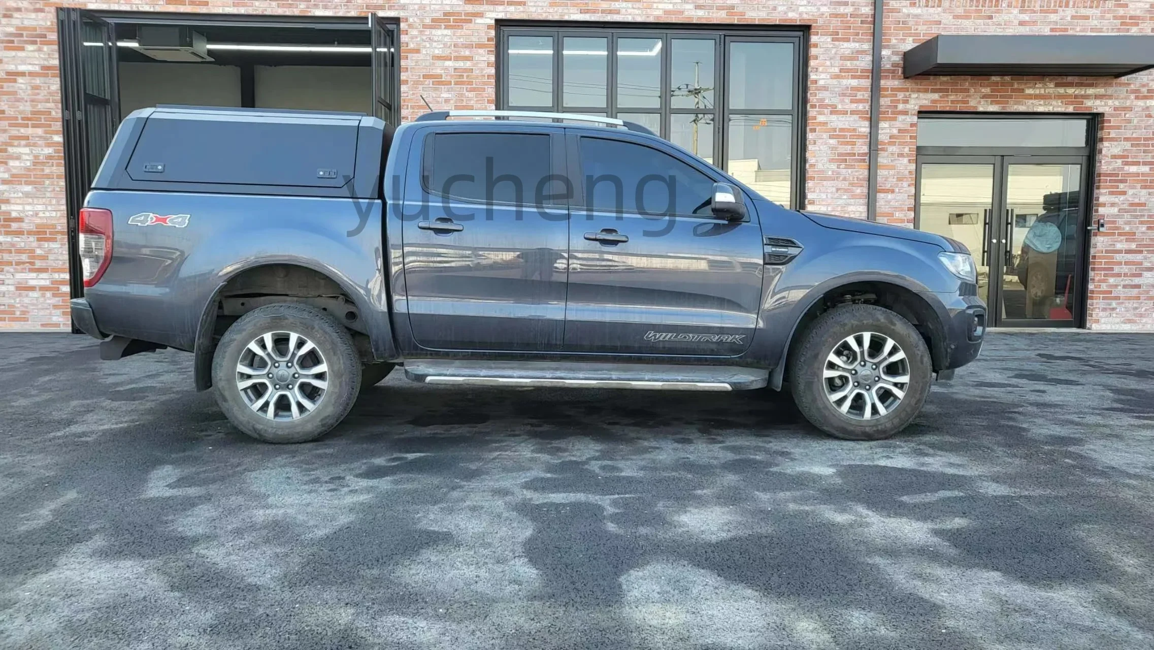 Truck topper Pickup For 2012- FORD RANGER Steel Canopy with Lift-Up Side Windows