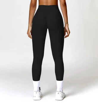Women Sports Leggings Woman Low Impact Yoga Pants Fitness Pants With Raised Hips And High Waist Seamless Yoga Pants Tight 2