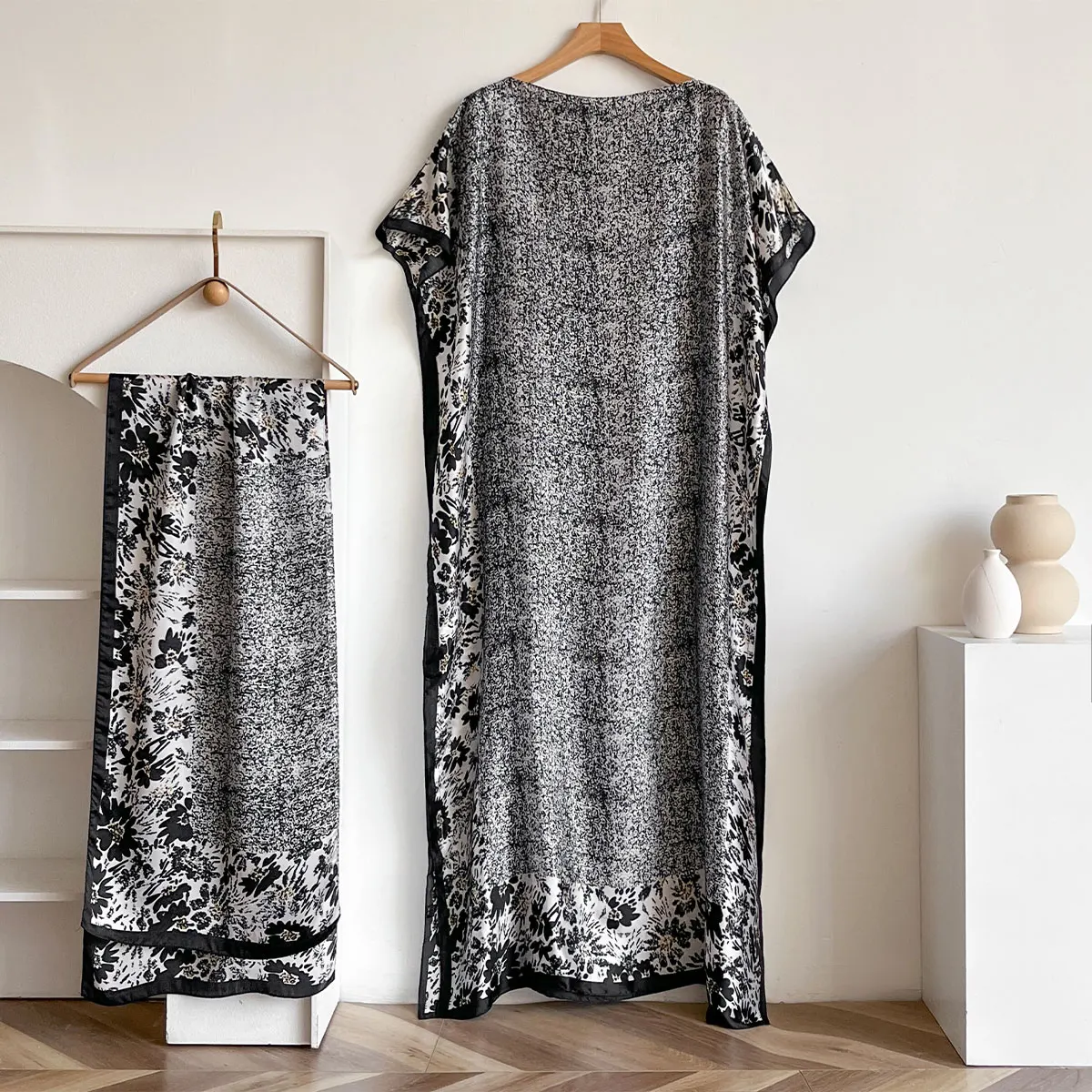 Spring and Summer Fashion Women Elegant Butterfly Printed Silk Muslim Lady Long Hijab Kaftan Dress Sun Protection Kuwait Abaya