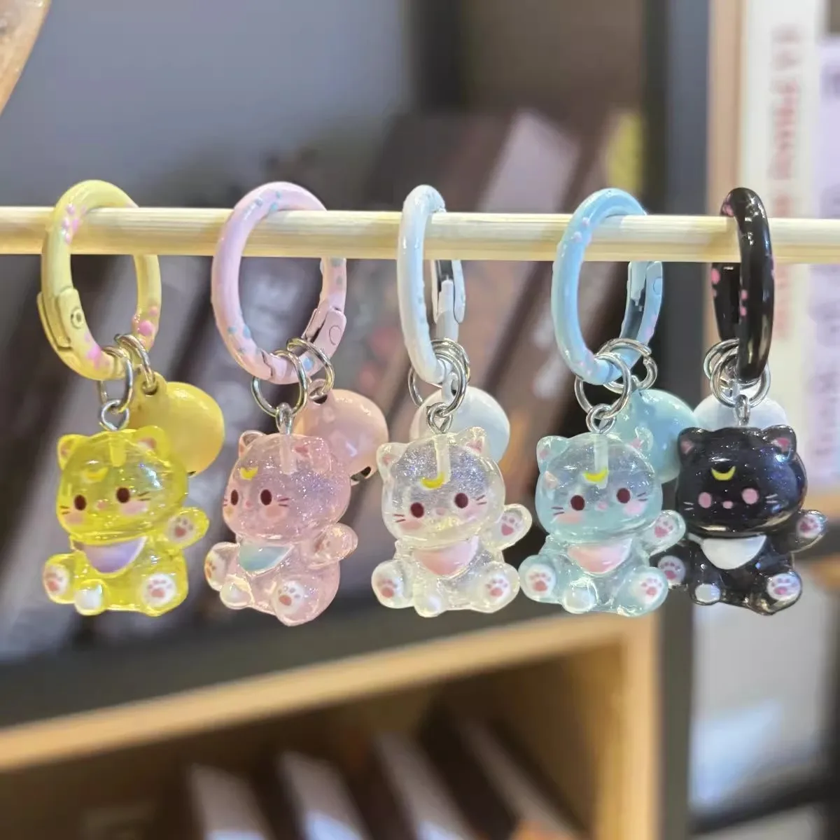 Transparent Resin Cartoon Lovely Hello Cat Keychain Kawaii Cats Keyring Charm Bag Phone Pendants Key Chain Gifts Fashion Jewelry