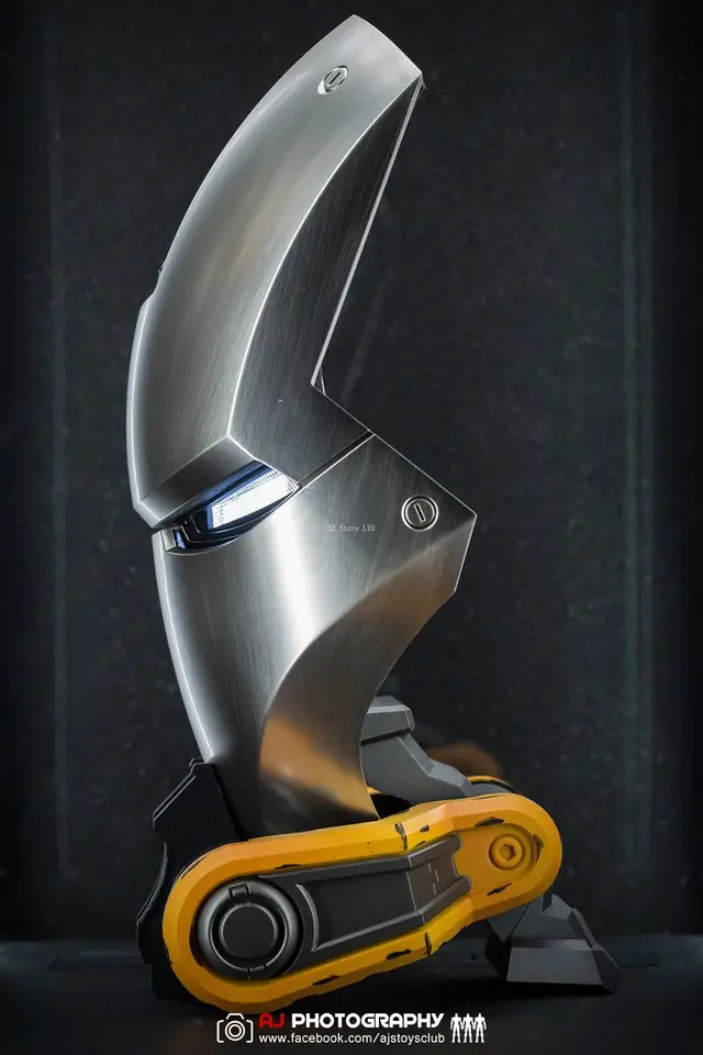 IRON MAN 1:1 SCALE アイアンマン ヘルメット シルバー IRON MAN 1:1 SCALE アイアンマン ヘルメット シルバー IRON MAN 1:1