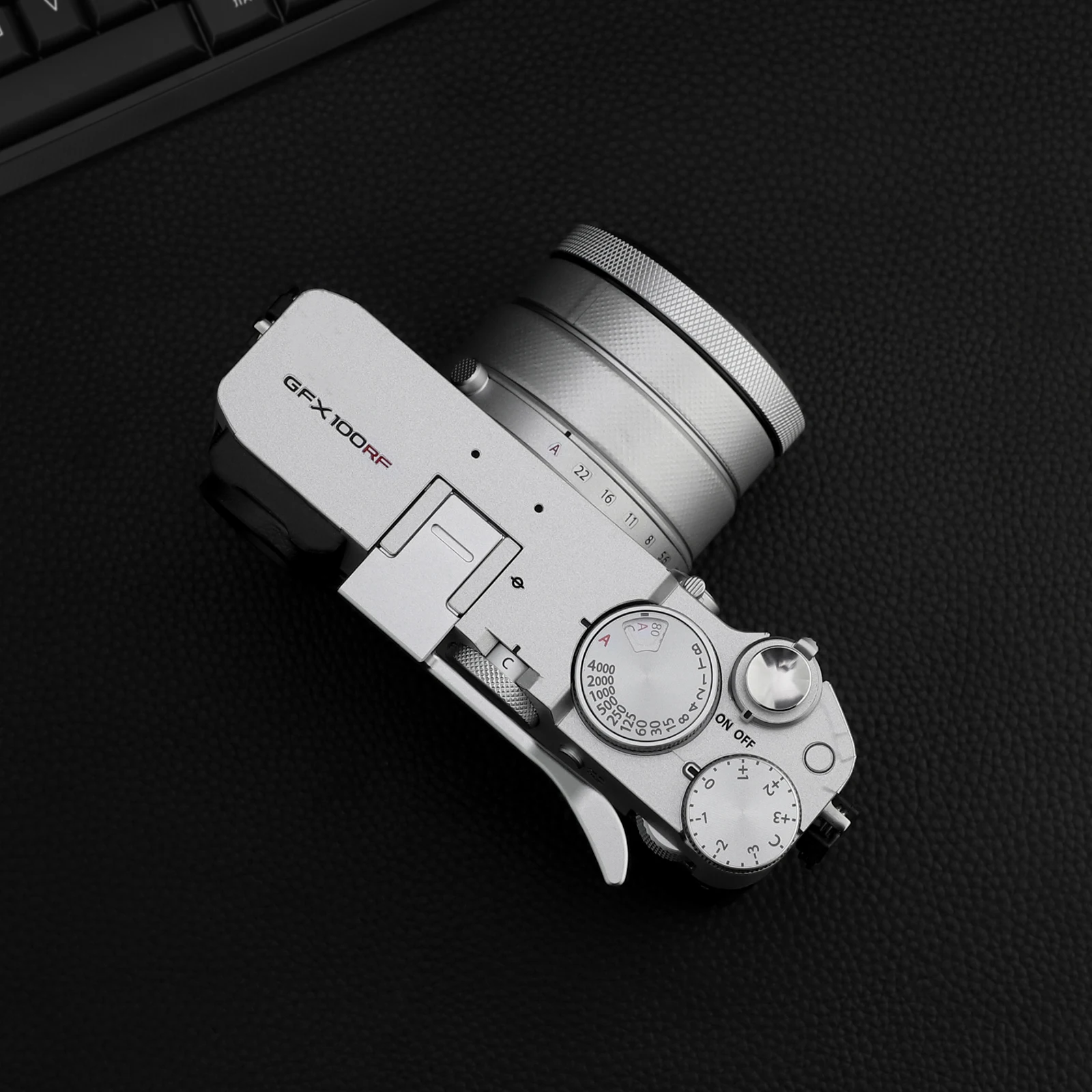 Freewell Impugnatura A Pollice Per Fuji X100VI – Attacco Cold Shoe In Alluminio CNC, Ergonomica E Leggera (Argento)