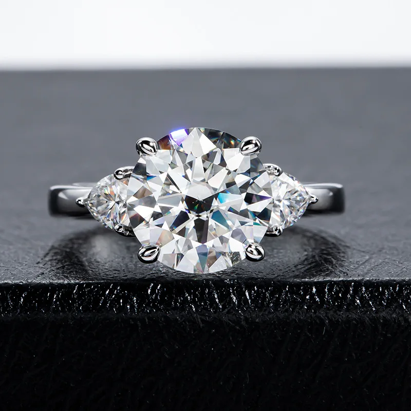 

HTOTOH 4.6 Carat D Color Moissanite S925 Silver Ring 18K Gold Plated Three Stone Engagement Wedding Fine Jewelry
